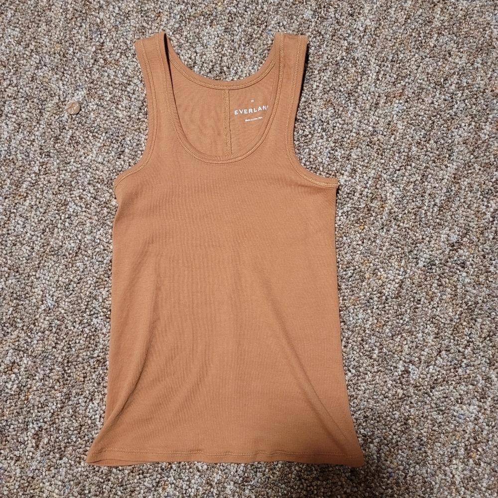 Everlane u neck tank top